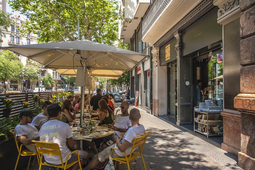 Habitat Apartments Paseo De Gracia Barcelona Bagian luar foto